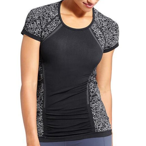 Athleta Black Sketch Floral Fastest Track T-Shirt Ruched Size M - Picture 1 of 7